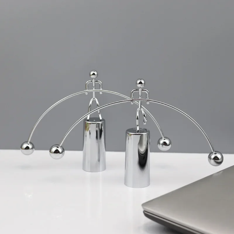 창의적인 밸런스 볼 스윙 웨이트리프팅 작은 아이언맨이  - Newton Cradle Large 리뷰 및 가격